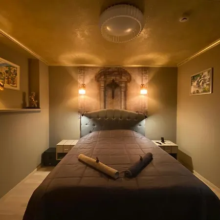 Traditional House 3*